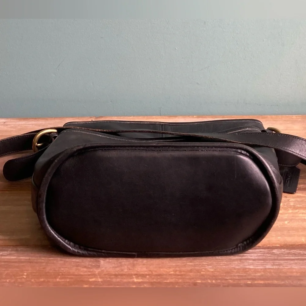 Vintage Coach 4153 Black Leather Bleecker Bucket Bag Crossbody